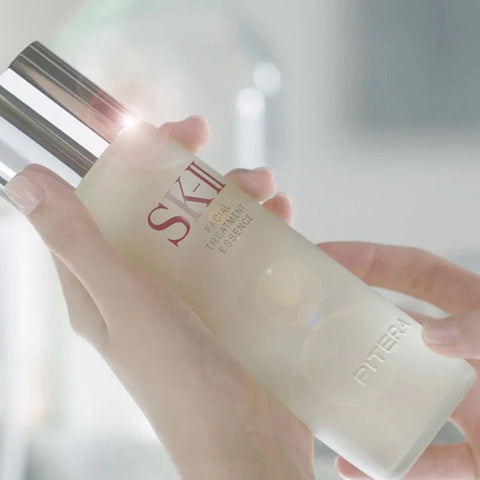 SK-II Facial Treatment Essence with Pitera 230ml / 7.7 fl oz, Hydrating Anti-Aging Facial Essence
